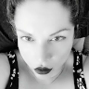 Meet your Posher, Iris